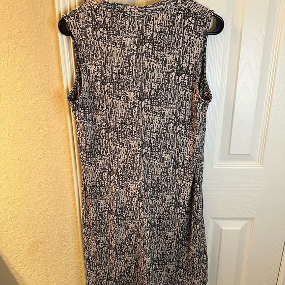 💜 3/$15 Kenneth Cole Dress size Medium - Picture 7 of 7